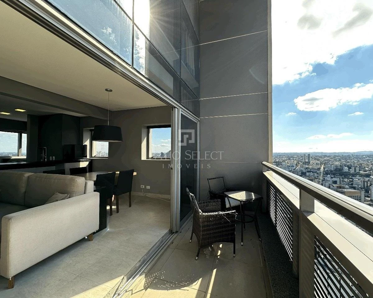 2-bedroom apartment with a bathtub in Curitiba — photo 4