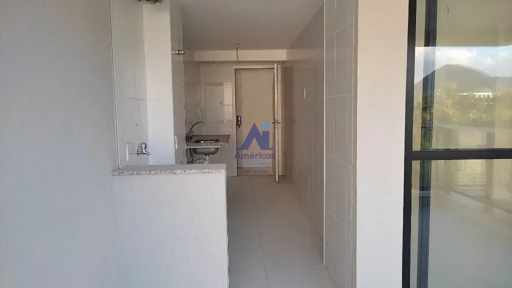 4-bedroom 178 m² apartment with 2 parking spots and balcony — photo 13