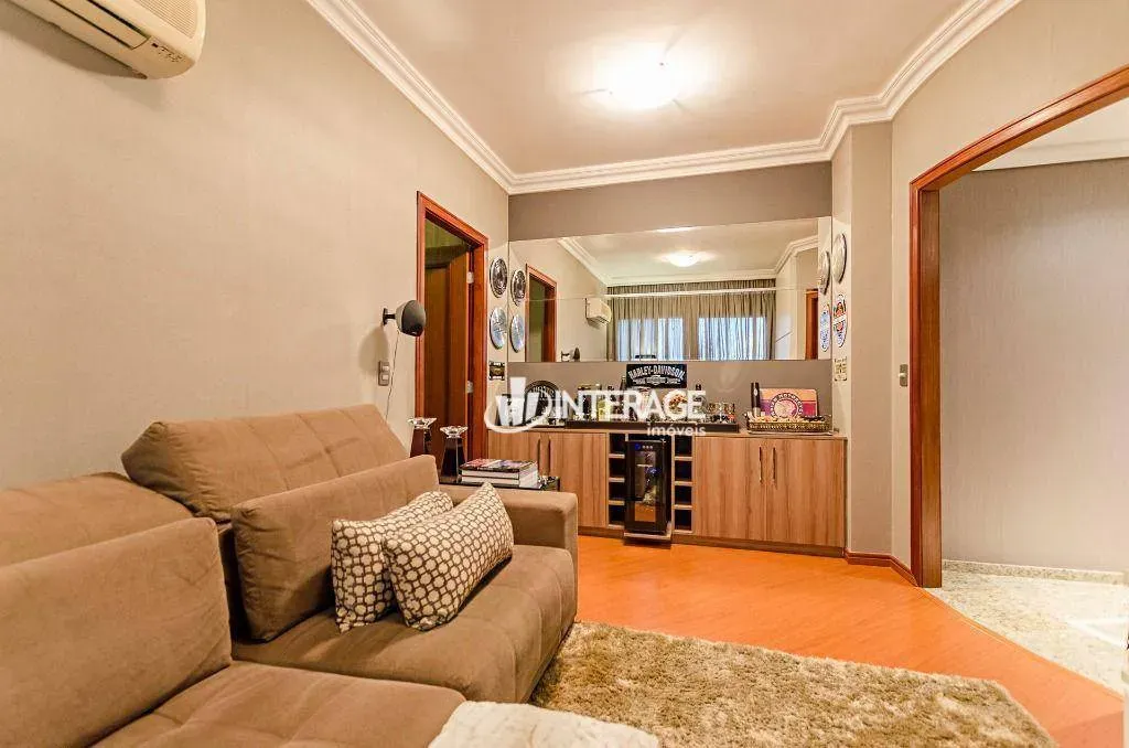 249 m² apartment with 3 bedrooms and 3 bathrooms — photo 12