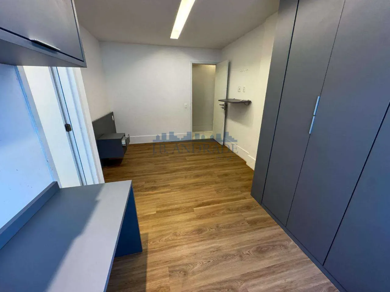 Apartment with 3 bedrooms and 2 suites, 4 bathrooms — photo 8