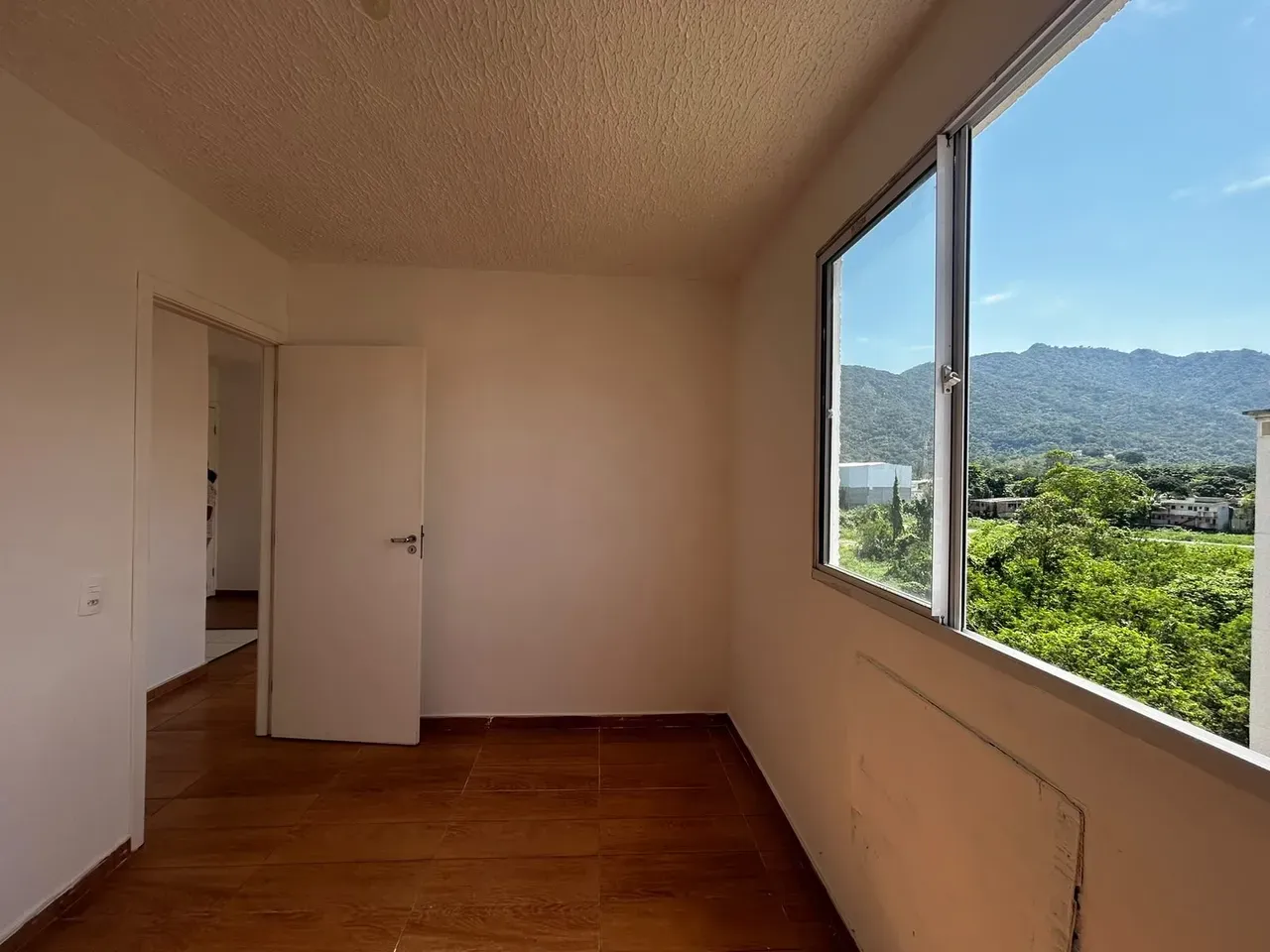 Apartment, 49 m², with a mountain view — photo 11