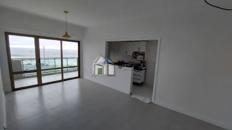 Unfurnished 1-bedroom apartment with enclosed balcony — photo 5