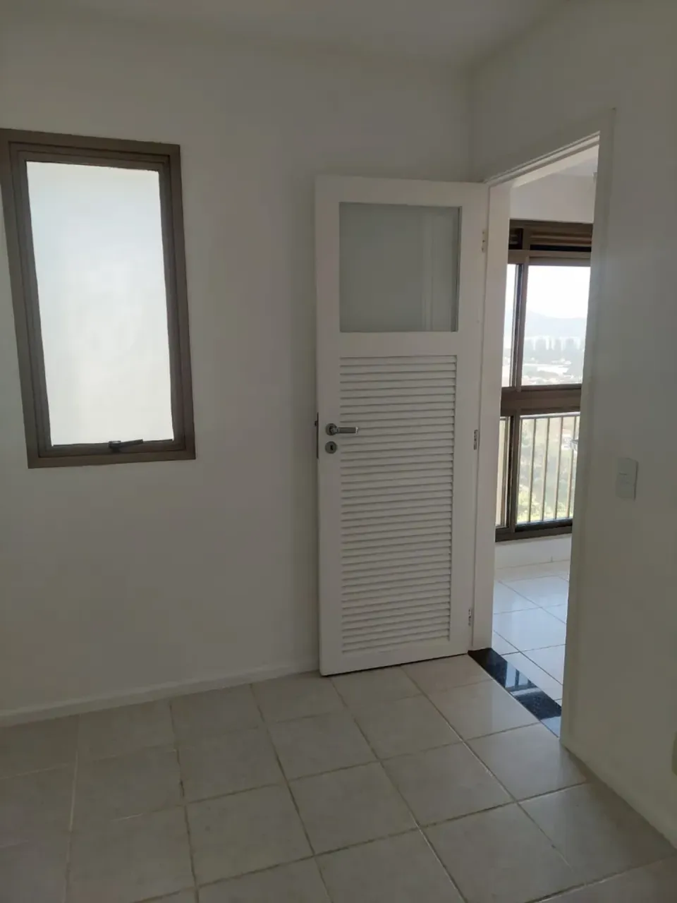 4-bedroom apartment with a water view in Rio de Janeiro — photo 10