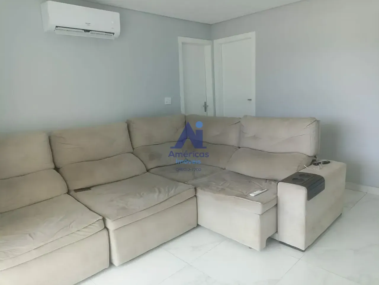 Casa mobiliada com 3 quartos e 4 banheiros, varanda — photo 3