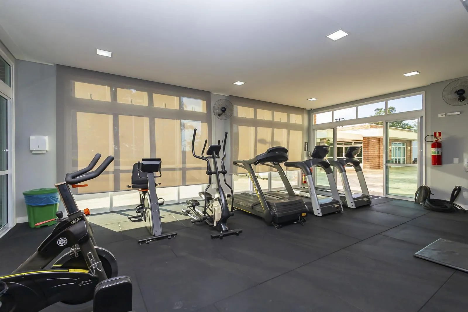 Apartamento mobiliado de 2 quartos e 3 banheiros — photo 45