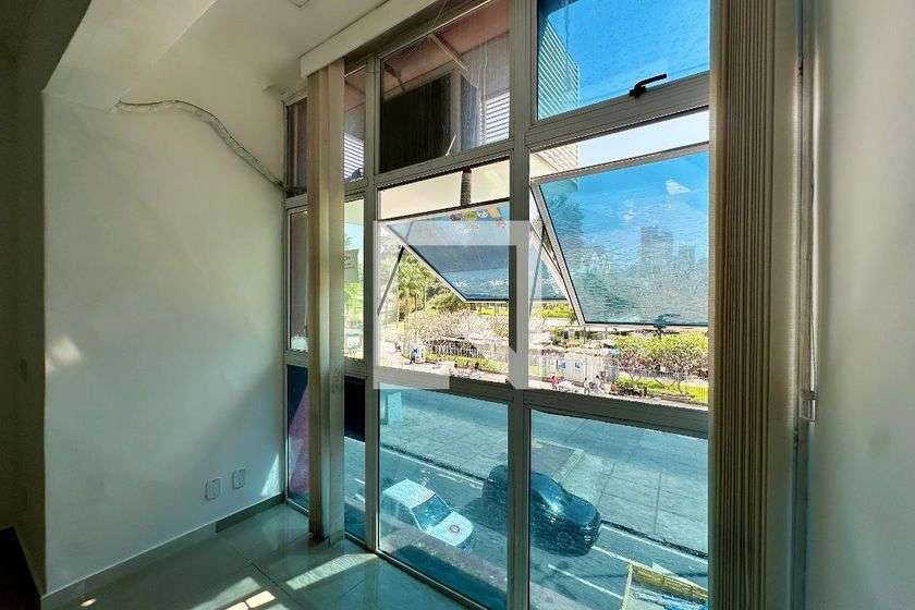 Apartamento sem mobília com 1 quarto e cozinha compacta — photo 16