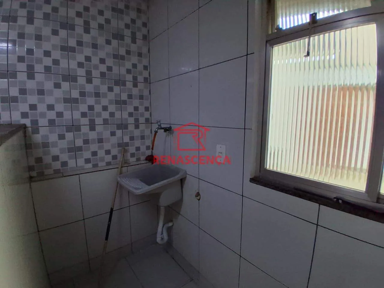3-bedroom apartment, 1 with its own bathroom, 73 m² — photo 10