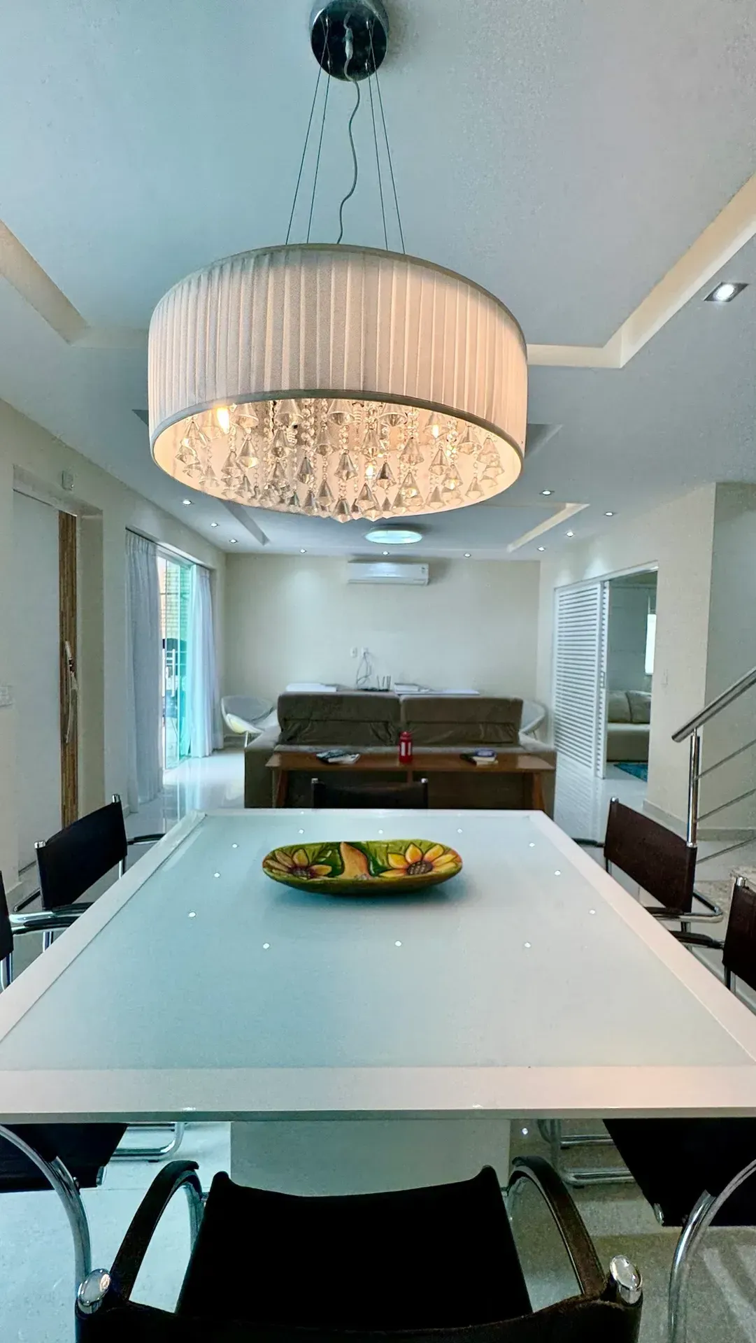 House with 5 bedrooms and a built-in balcony grill — photo 47