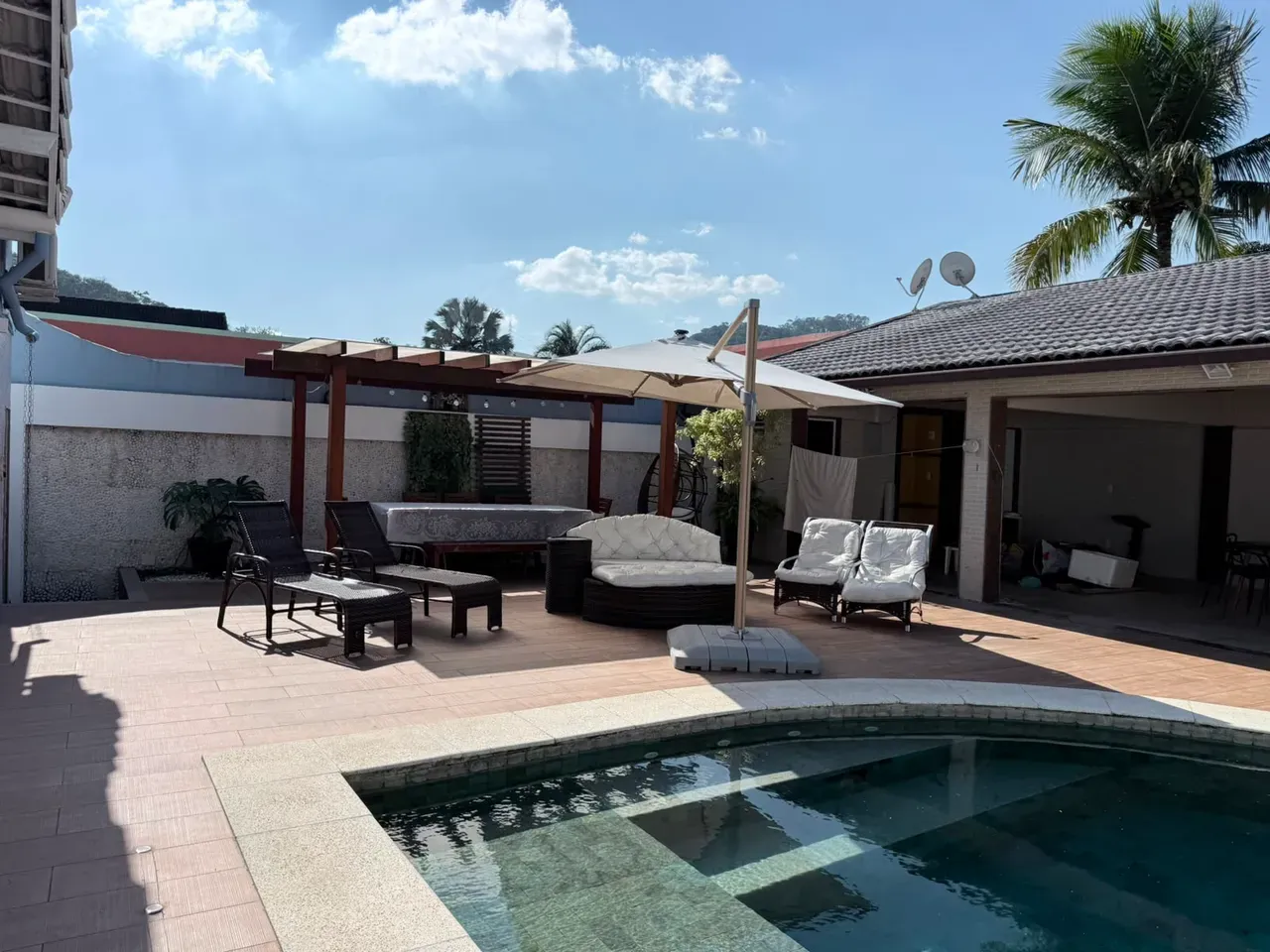 Unfurnished house for rent with 3 bedrooms and 3 baths — photo 35