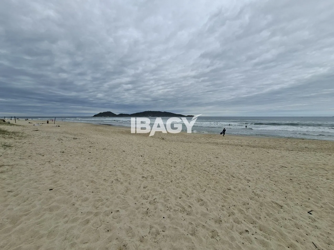 4-bedroom house with a water view in Florianópolis — photo 36