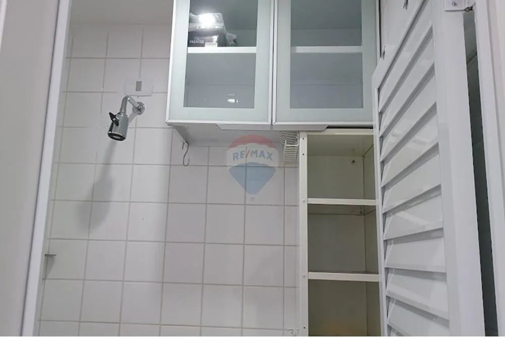 Квартира з 3 спальнями та заскленим балконом — photo 48