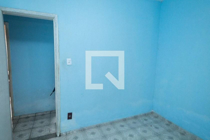 3-bedroom house with private garden and laundry area — photo 12