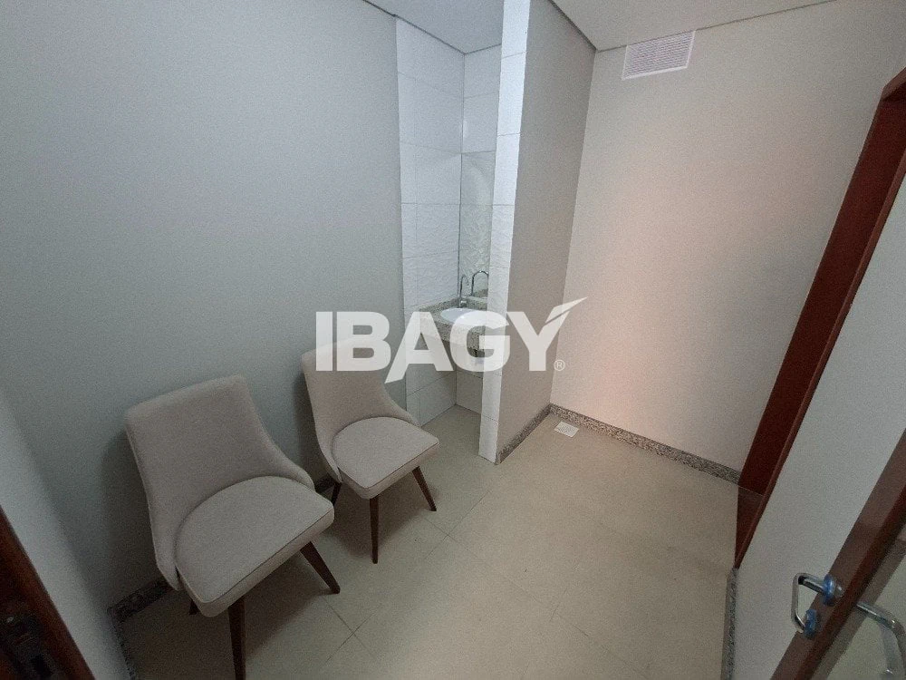Furnished 16 m² studio with 1 bedroom and no parking — photo 22