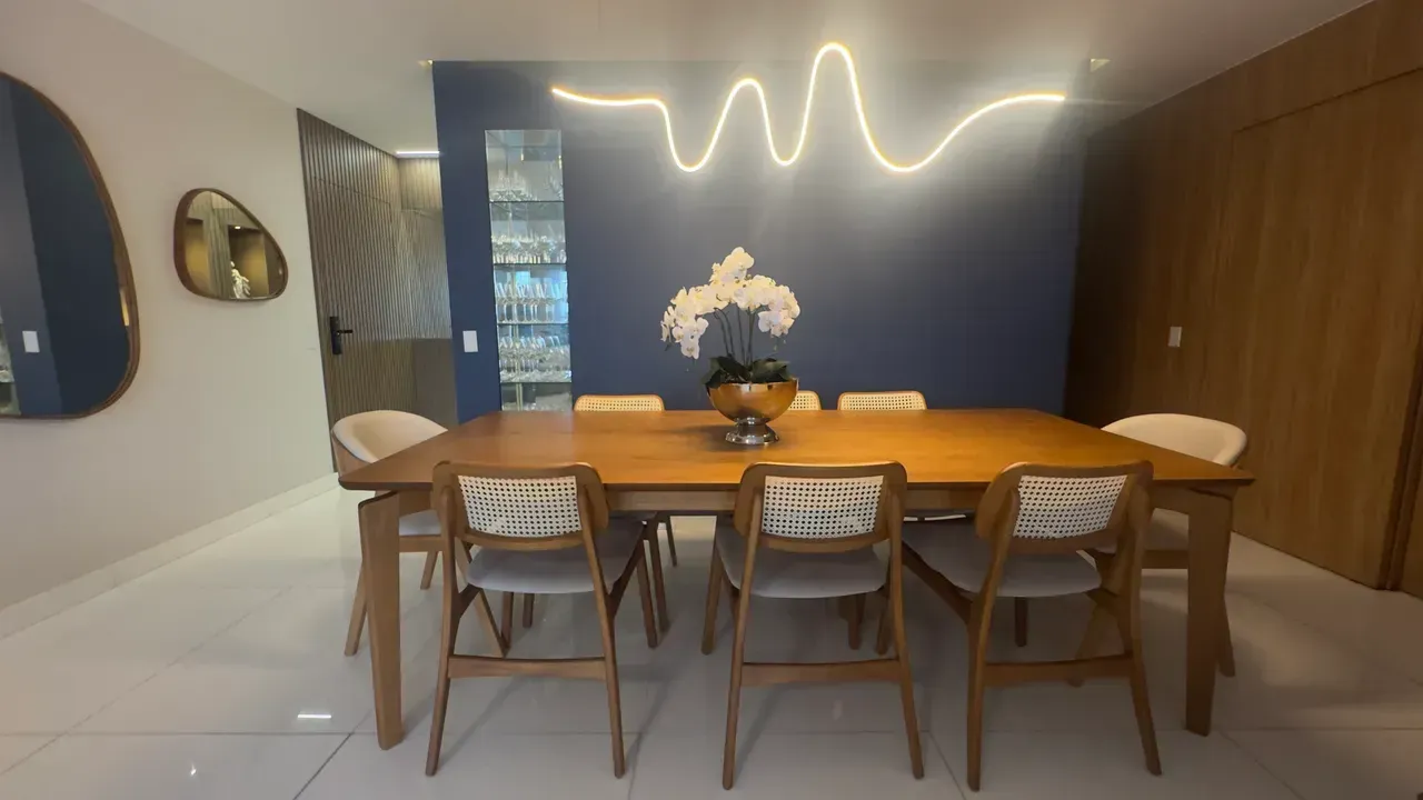 4-bedroom apartment with open-plan kitchen — photo 3