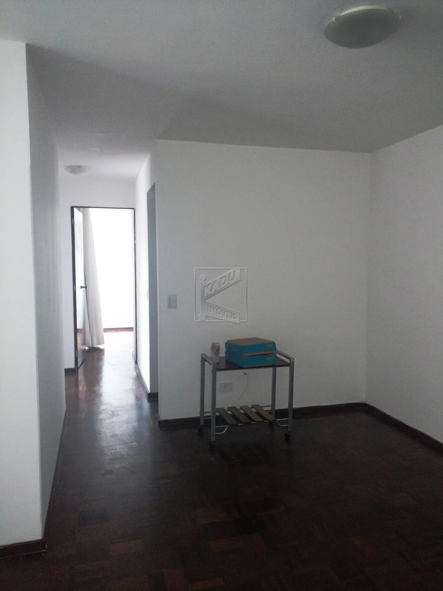 3-bedroom apartment with wood or laminate floors in Curitiba — photo 23