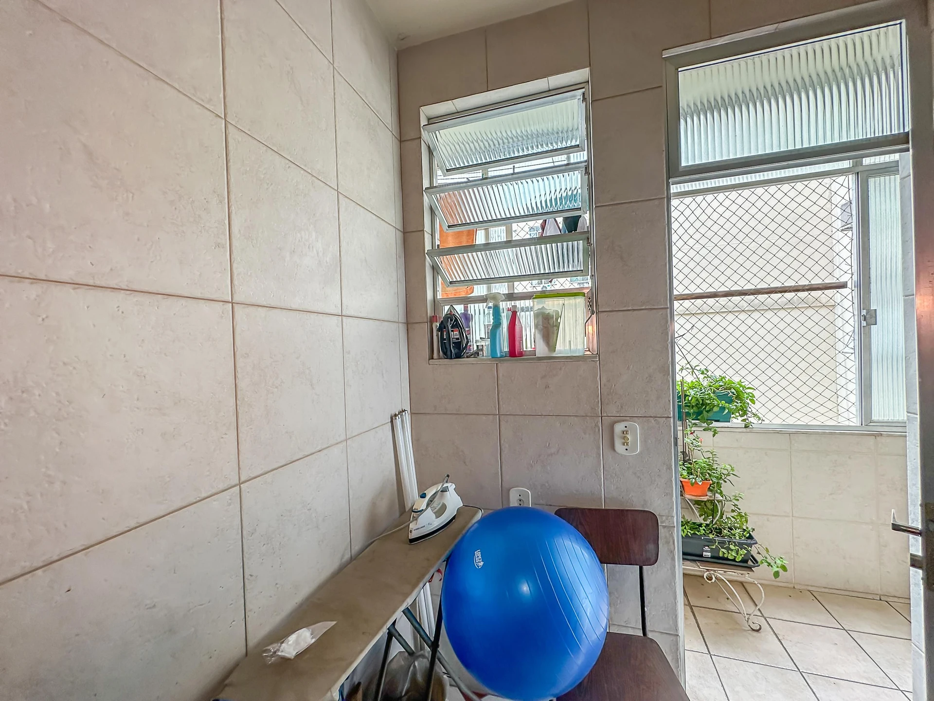 Ванна та 4 спальні: квартира 206 м² — photo 56