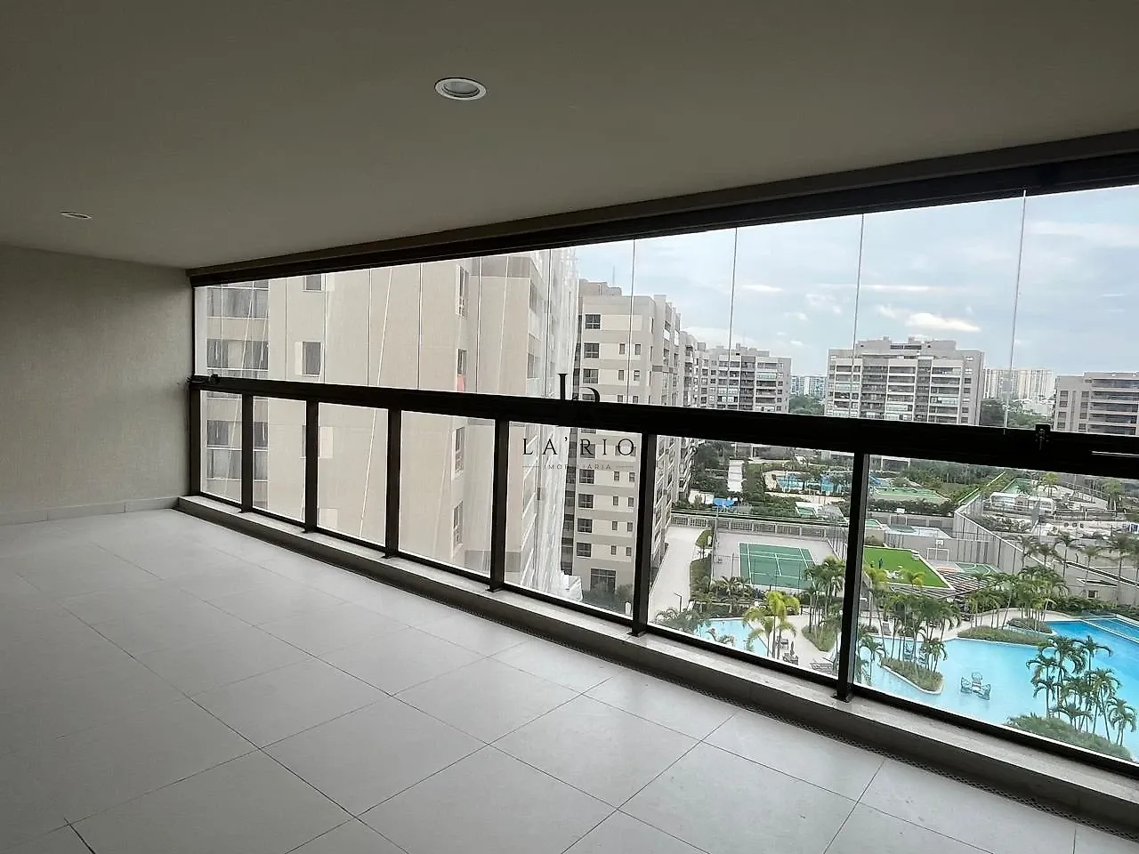 4-bedroom apartment with a park view in Rio de Janeiro