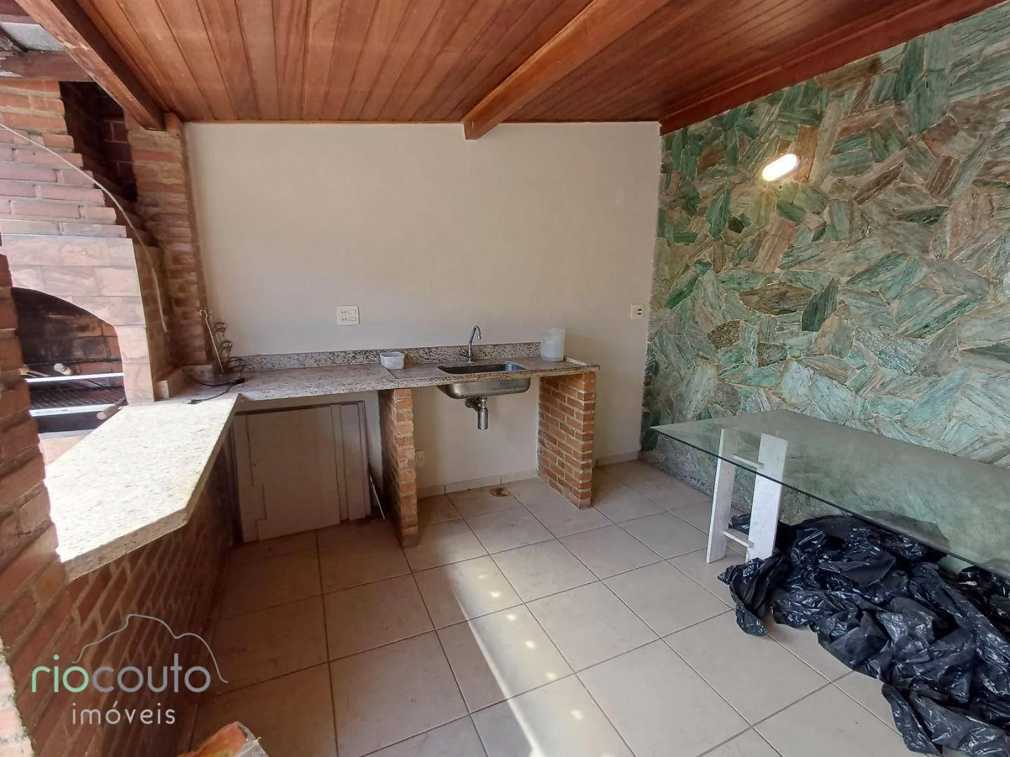 Apartment with 3 bedrooms and 2 bathrooms with a balcony — photo 6