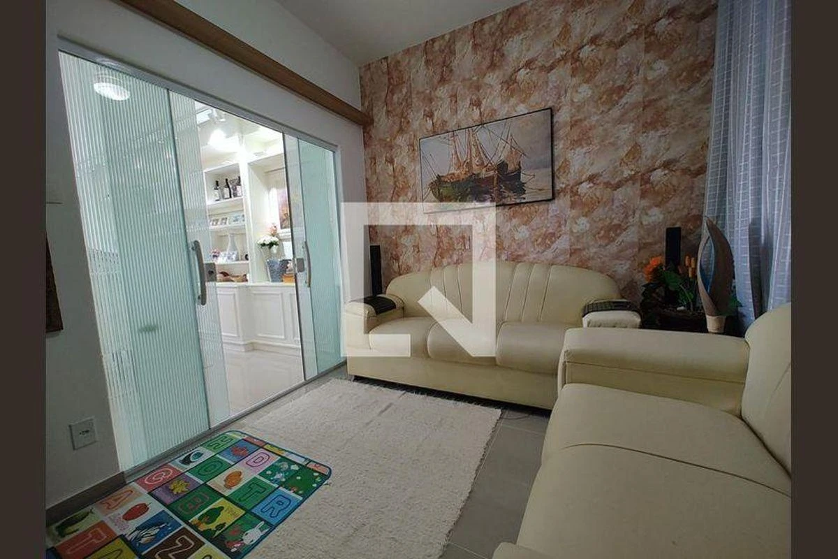 Apartamento mobiliado de 214 m² com 4 quartos e 2 banheiros — photo 3