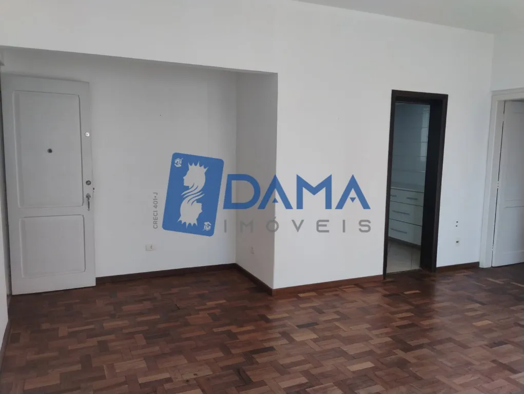 Apartamento com 3 quartos e cozinha fechada de 109 m² — photo 18