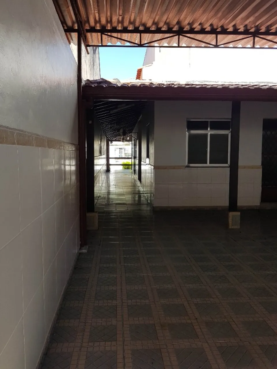 House, 300 m², with a grill on the balcony — photo 12