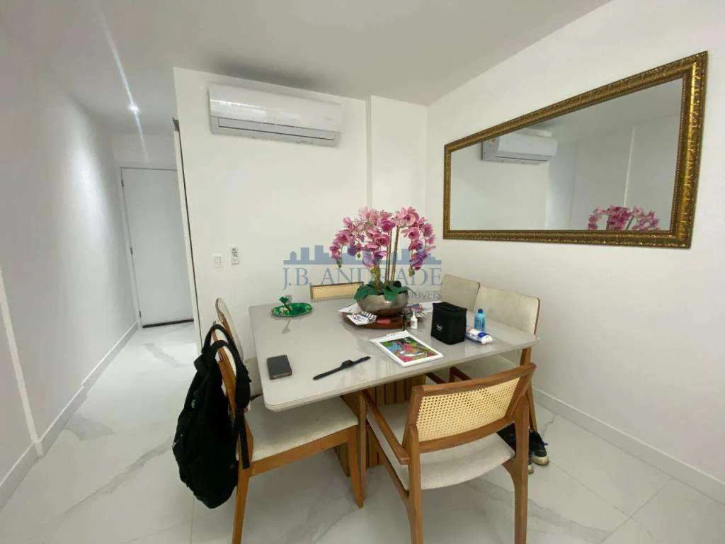 Apartamento mobiliado de 111 m² com varanda em vidro — photo 6