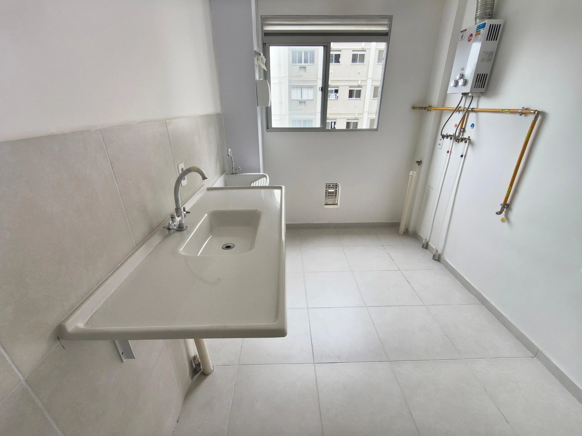 Apartamento de 2 habitaciones con balcón y mascotas — photo 25