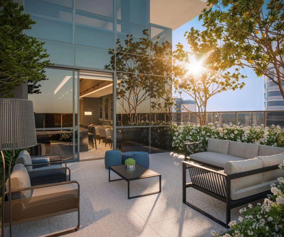 Furnished 137 m² apartment with a glassed-in balcony — photo 33