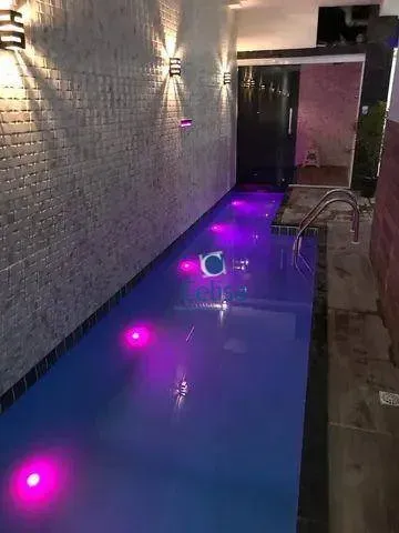 Casa amueblada con 3 dormitorios y 5 baños, 420 m² — photo 13