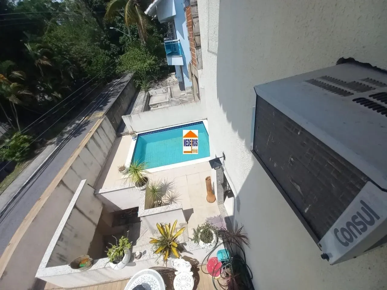 Rental house with 3 bedrooms and 3 bathrooms — photo 44
