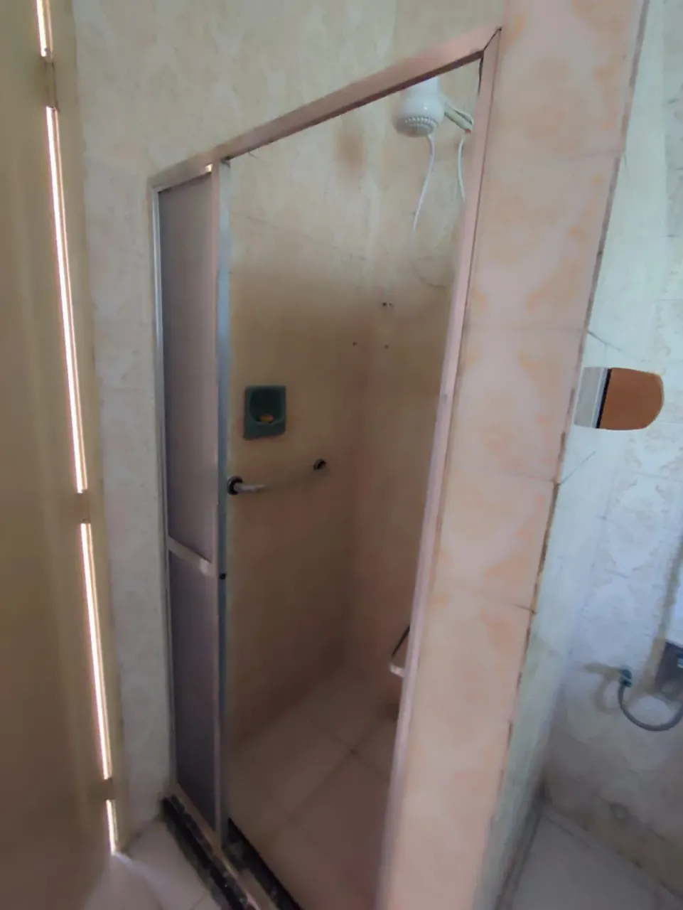 Apartment with 3 bedrooms and a closed kitchen — photo 12