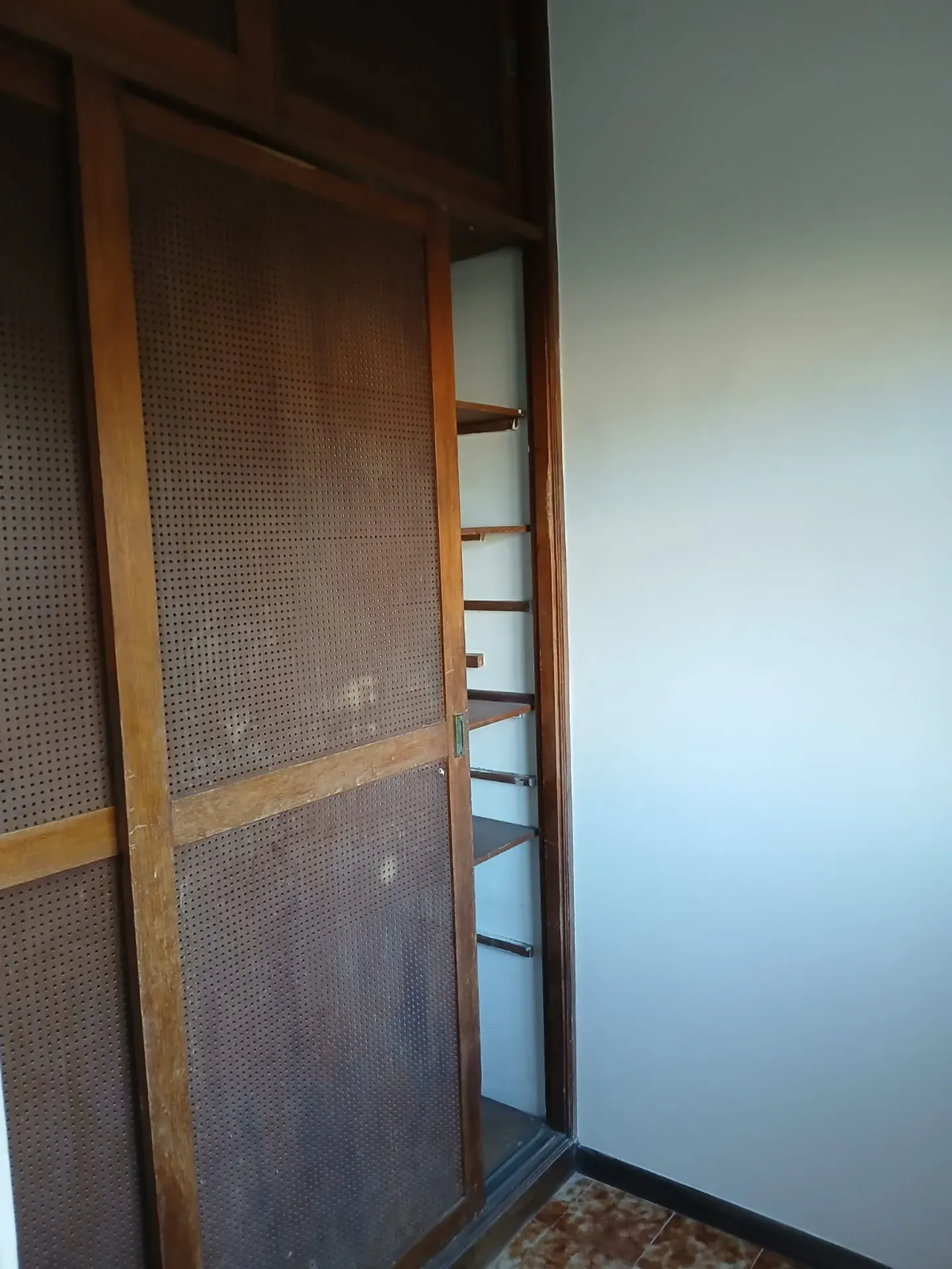 Apartment on the 1st floor with a water view — photo 23