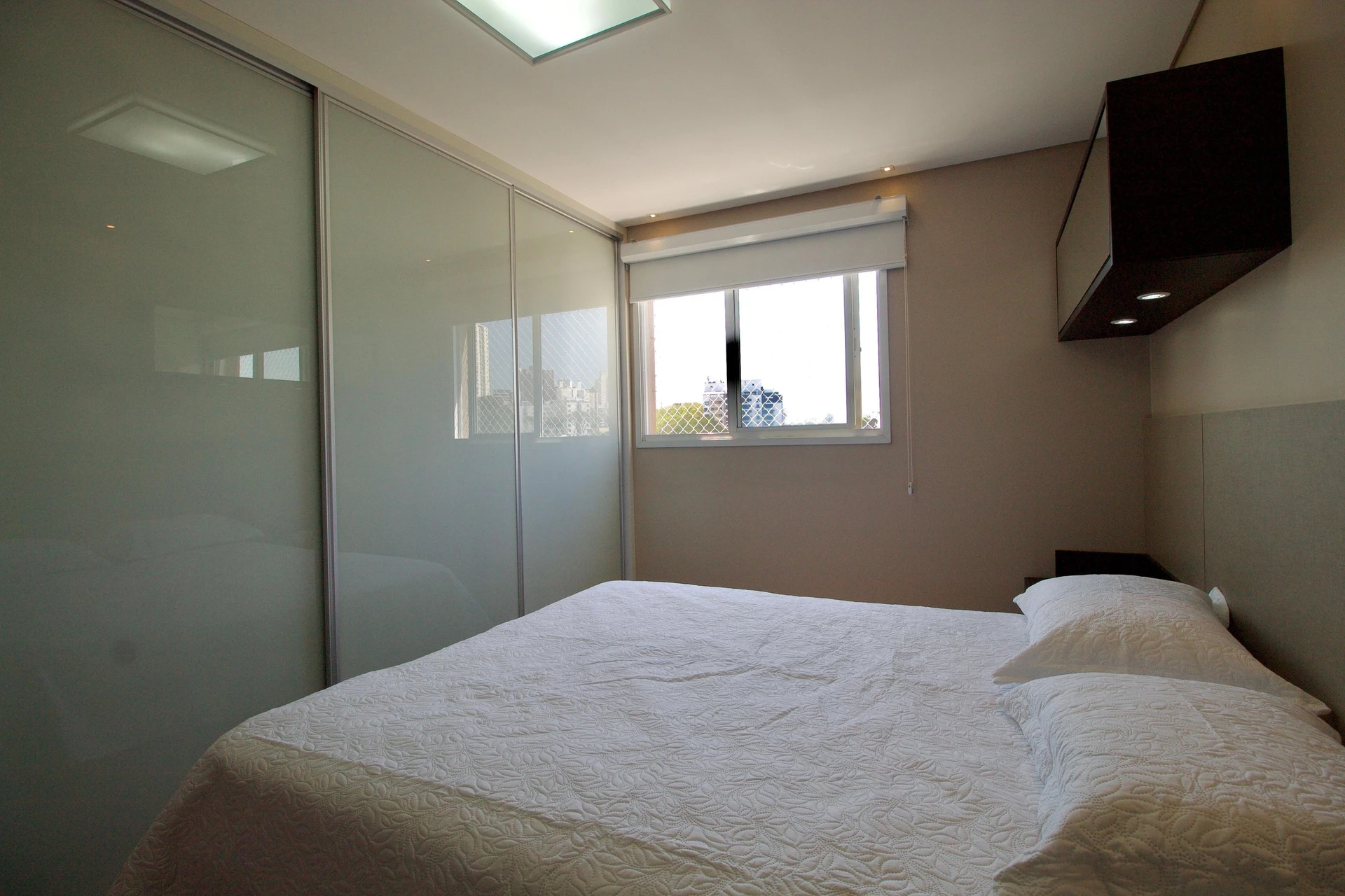 2-bedroom apartment with a washing machine — photo 7