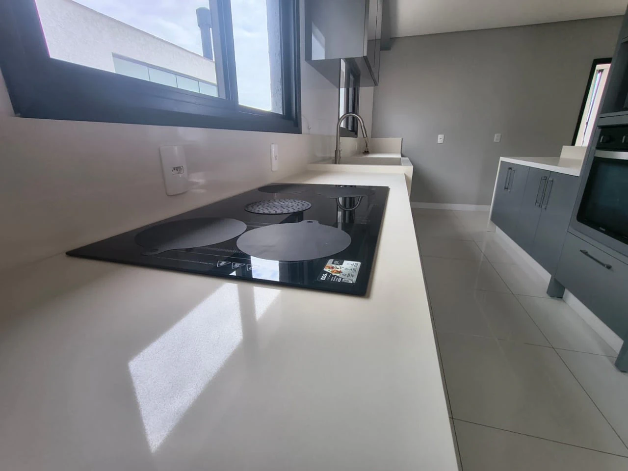 Apartment, 108 m², with floor-to-ceiling windows — photo 11