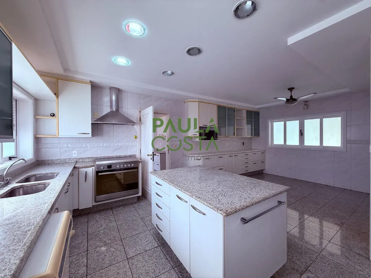 Casa mobiliada com 5 quartos e 5 vagas, 984 m² — photo 19