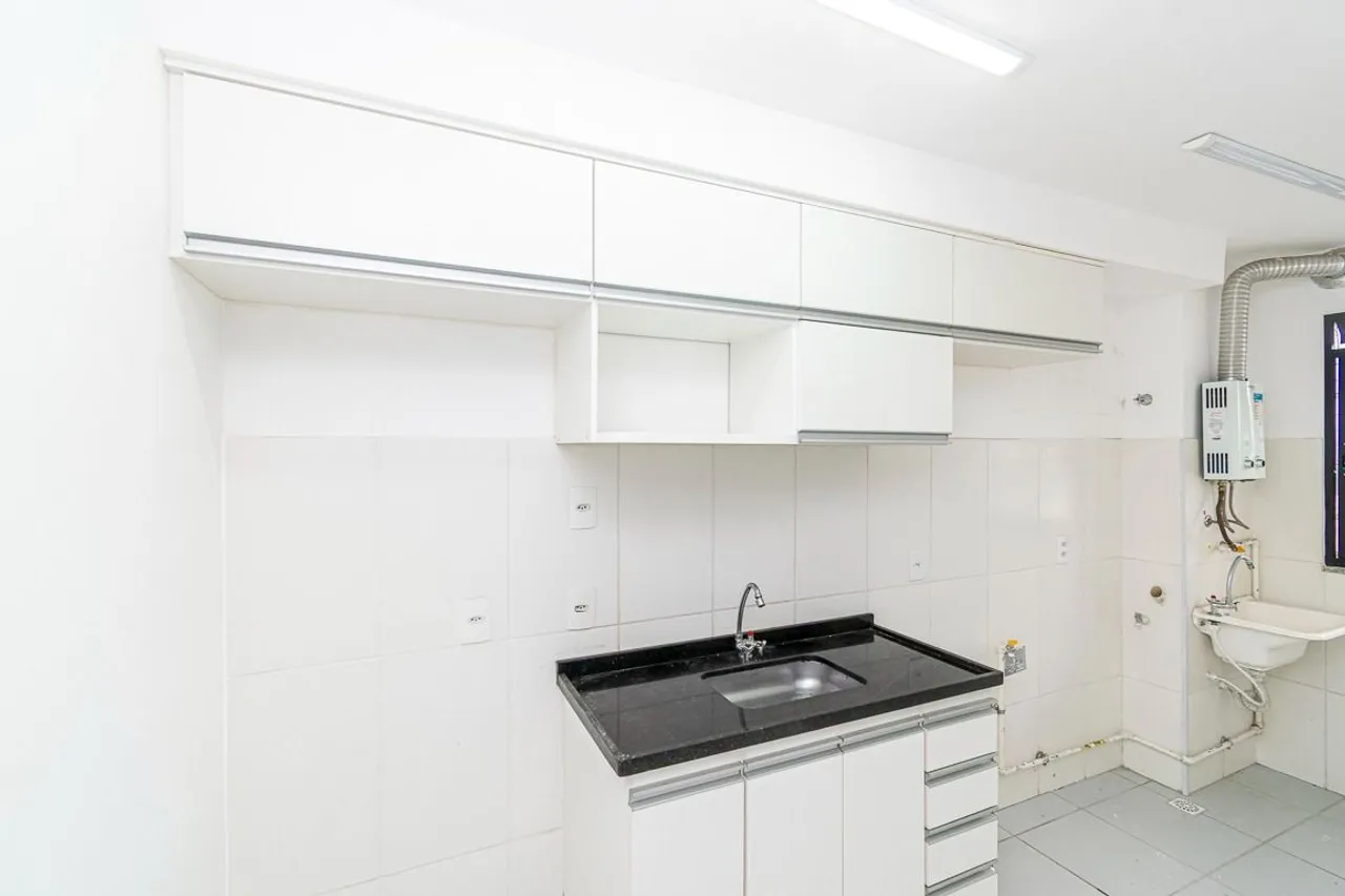 Unfurnished house with 2 bedrooms and a balcony — photo 6