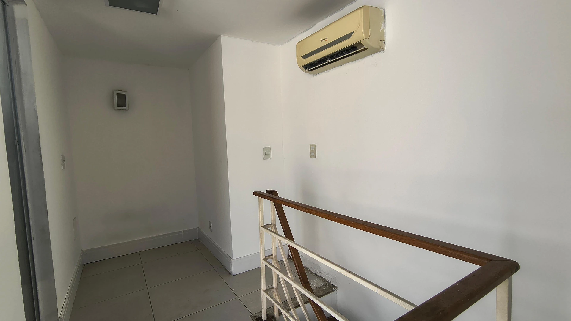 1-bedroom apartment with 1 parking space and balcony — photo 31