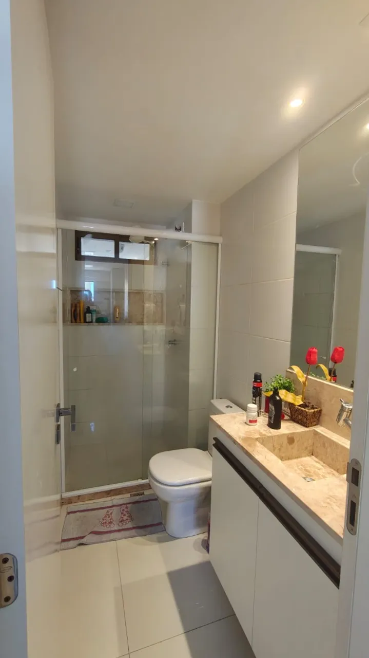 2-bedroom apartment in a building with a gym — photo 9
