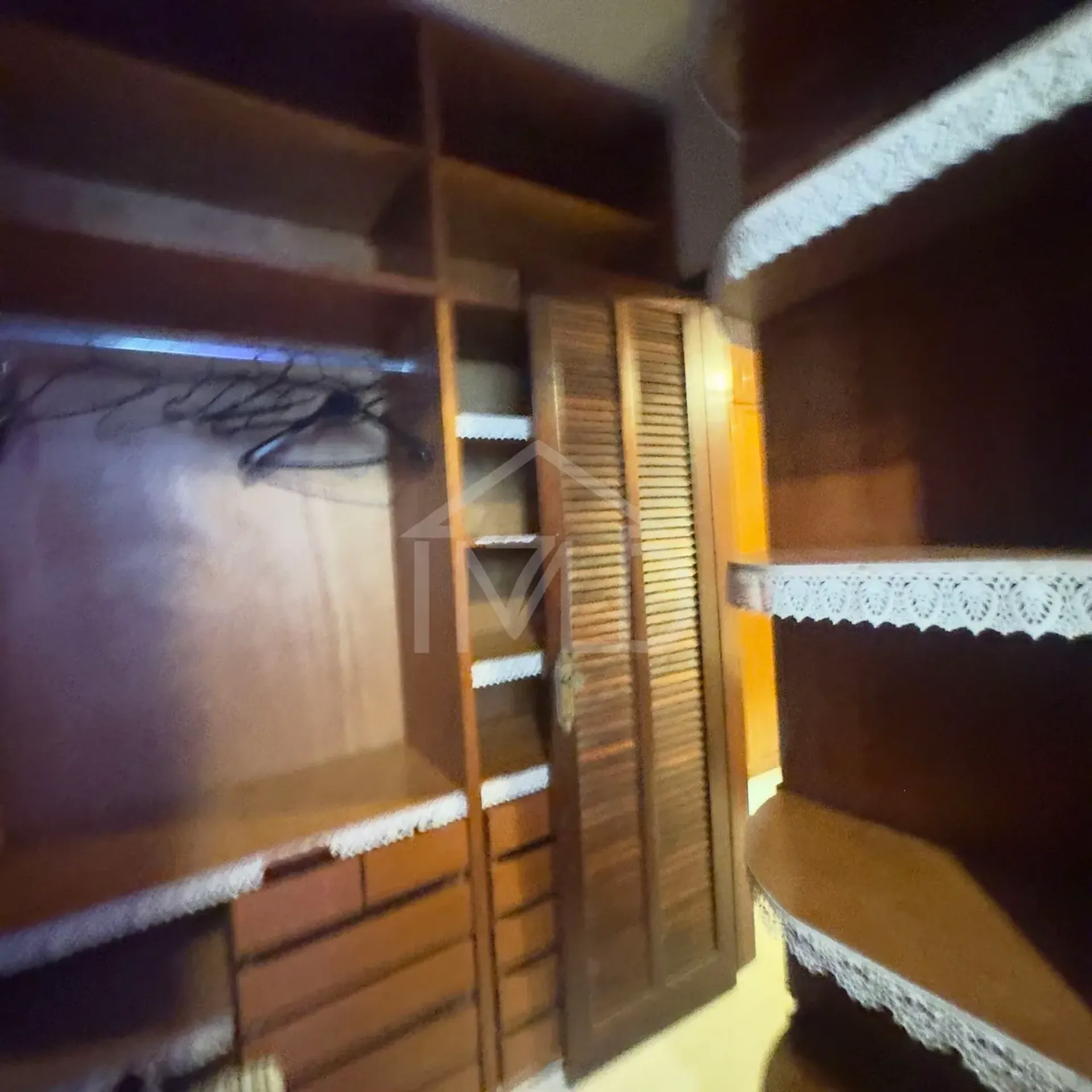 Furnished house, 250 m², with a walk-in closet — photo 11
