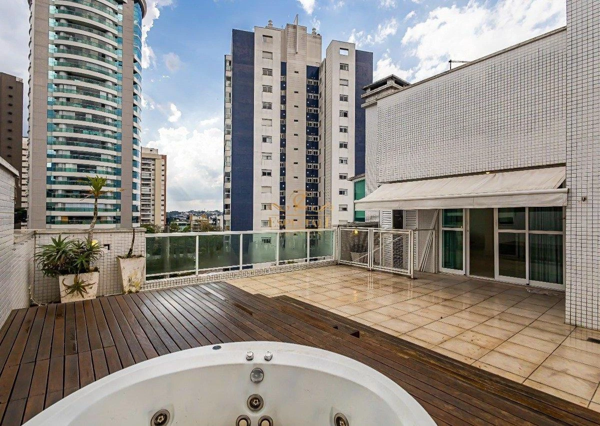 Apartamento, 193 m², com banheira — photo 48