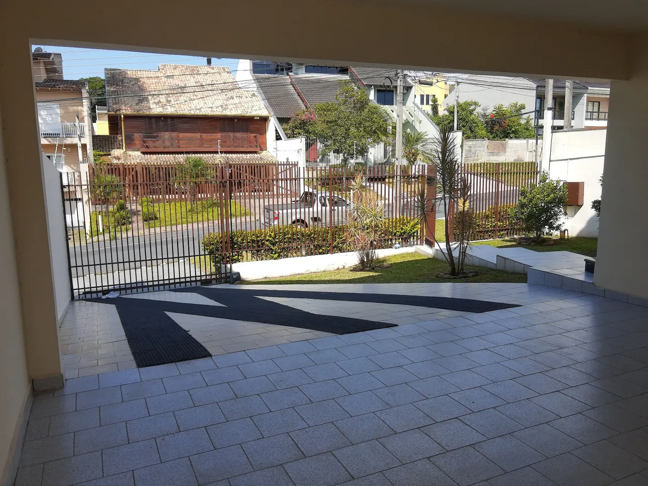 House for rent with 4 bedrooms and 3 bathrooms — photo 4
