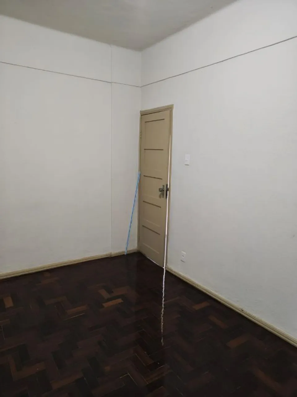 2-bedroom apartment with 1 bathroom and no parking — photo 3