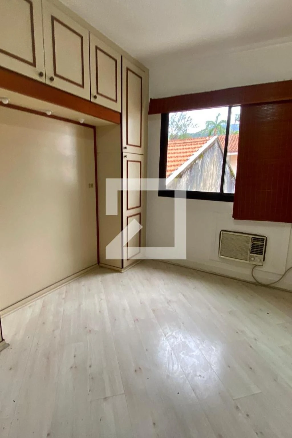 2-bedroom apartment in a building with a sauna — photo 28