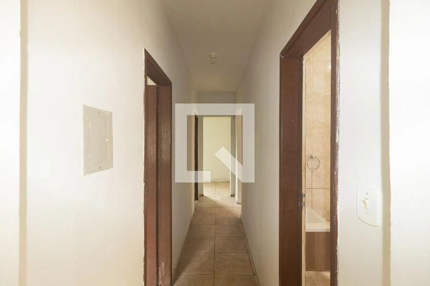 Casa sem mobília com 2 quartos e 1 banheiro, 120 m²