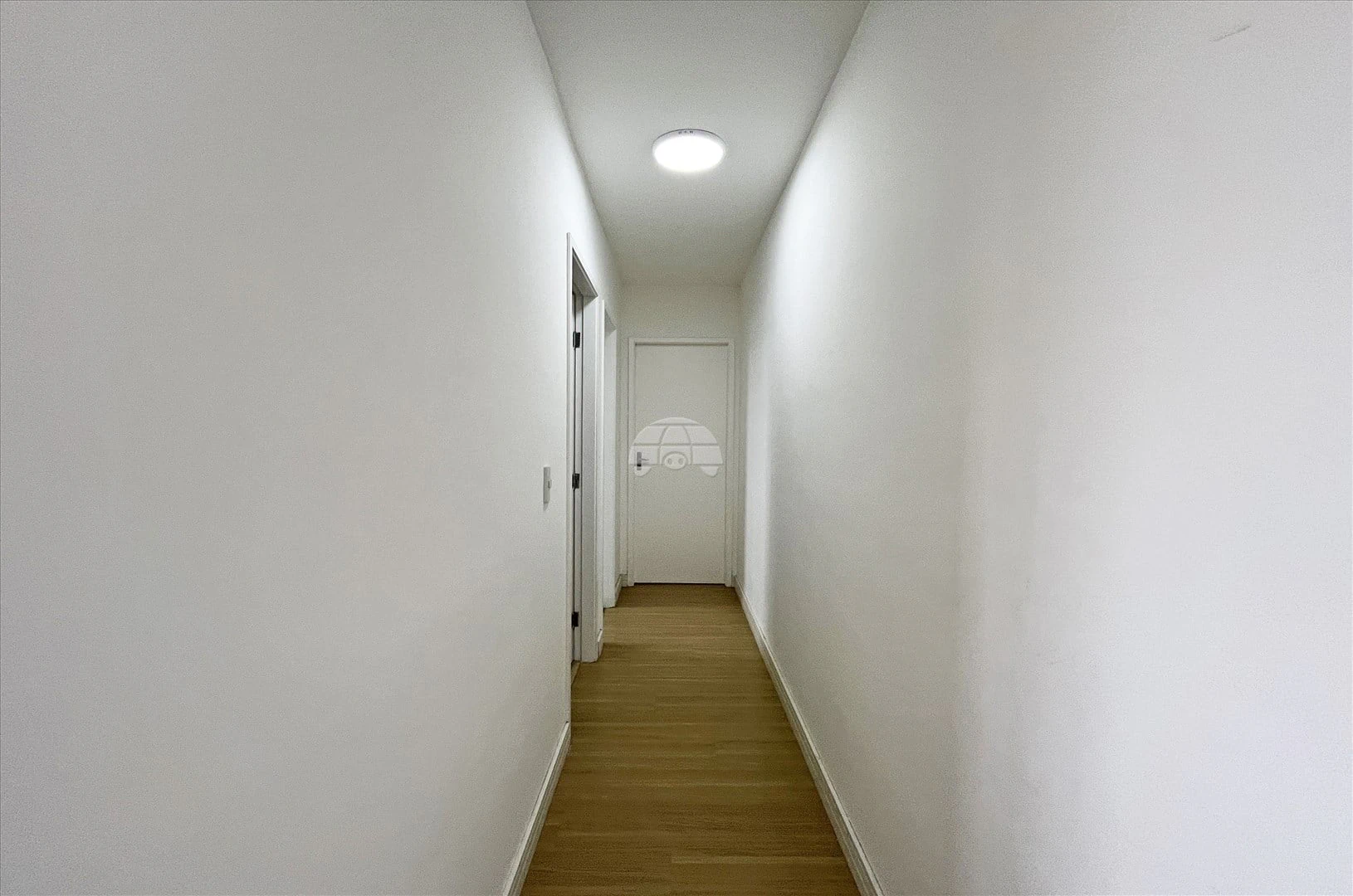 Стиральная машина и 2 спальни: квартира 48 м² — photo 16