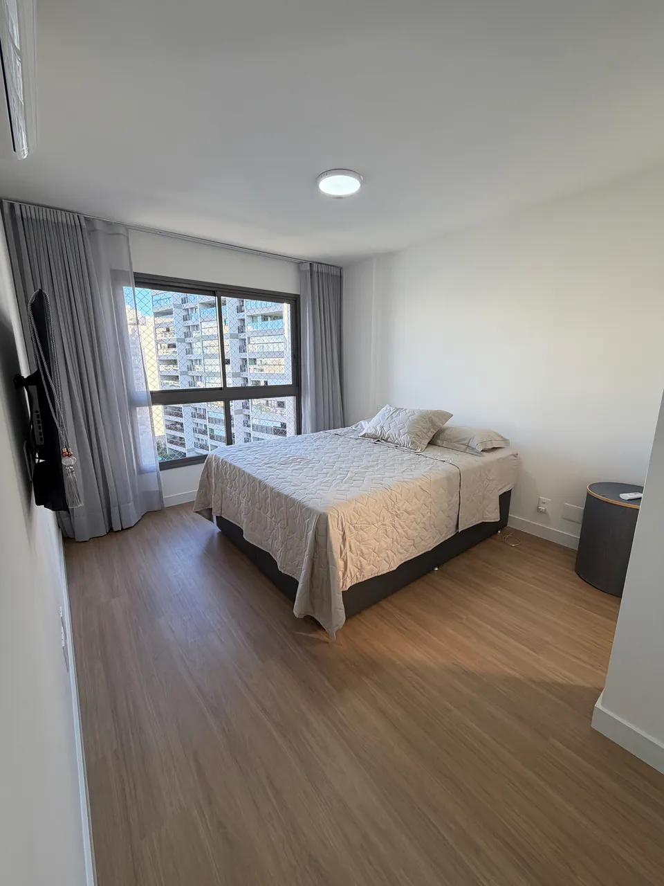 Apartamento mobiliado com 3 quartos e cozinha fechada — photo 4