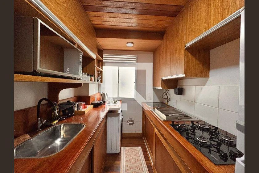 2 quartos e espaço de home office: apartamento de 44 m²
