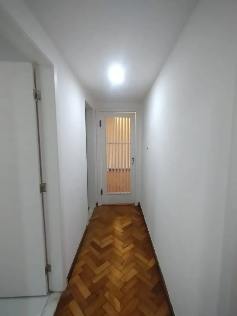 Unfurnished apartment with 3 bedrooms and 3 baths — photo 17