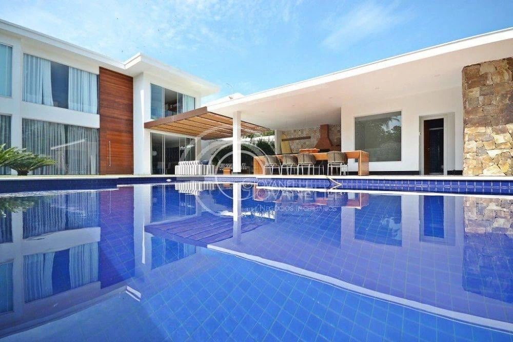 4-bedroom house with 4 en-suite bathrooms and balcony grill — photo 10