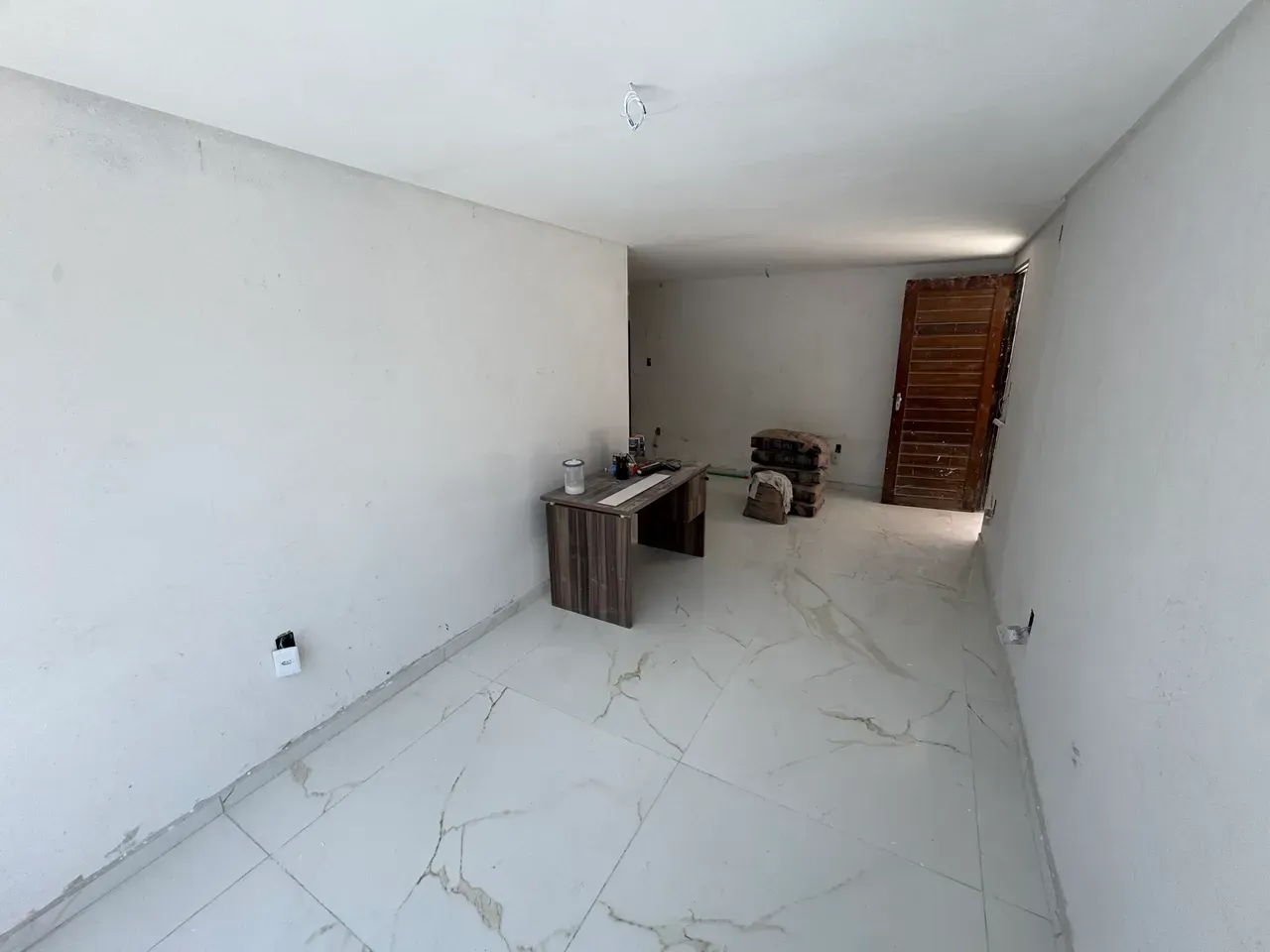 Рабочее место и 5 спален: дом 200 м²
